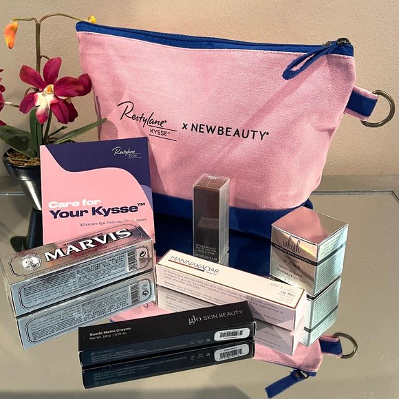 RESTYLANE Other - NWT RESTYLANE Beauty Kysse Pro Lip Care Gift Set
